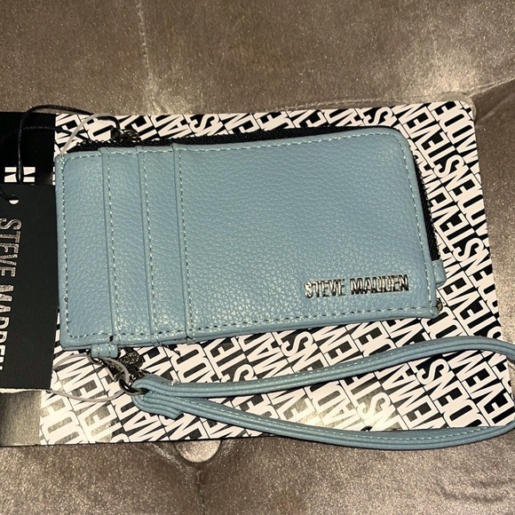 Steve Madden Accessories - Steve Madden light blue zip around card case wristlet, new